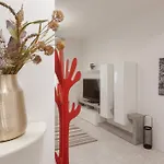 Casa Filo, Lo Scorcio Di Trieste